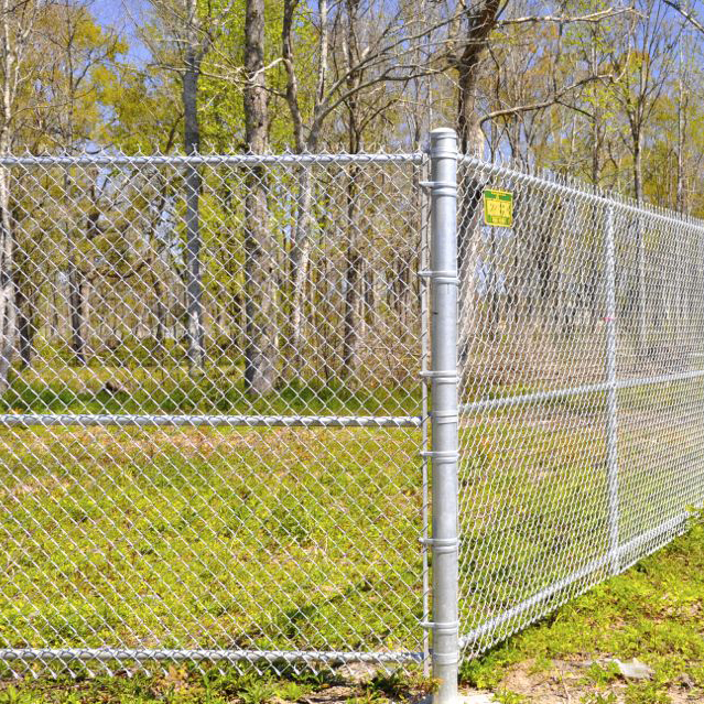 CLF-03  chain link fence (1).jpg